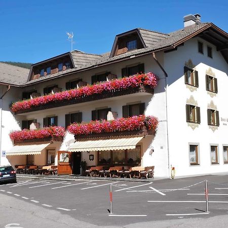 Hotel Urthaler Toblach Exteriér fotografie