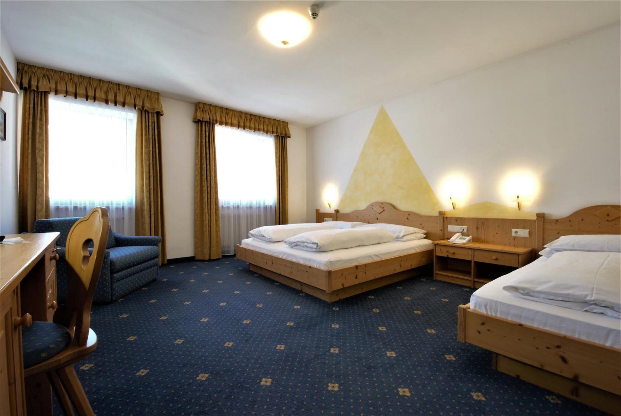 Hotel Urthaler Toblach Exteriér fotografie