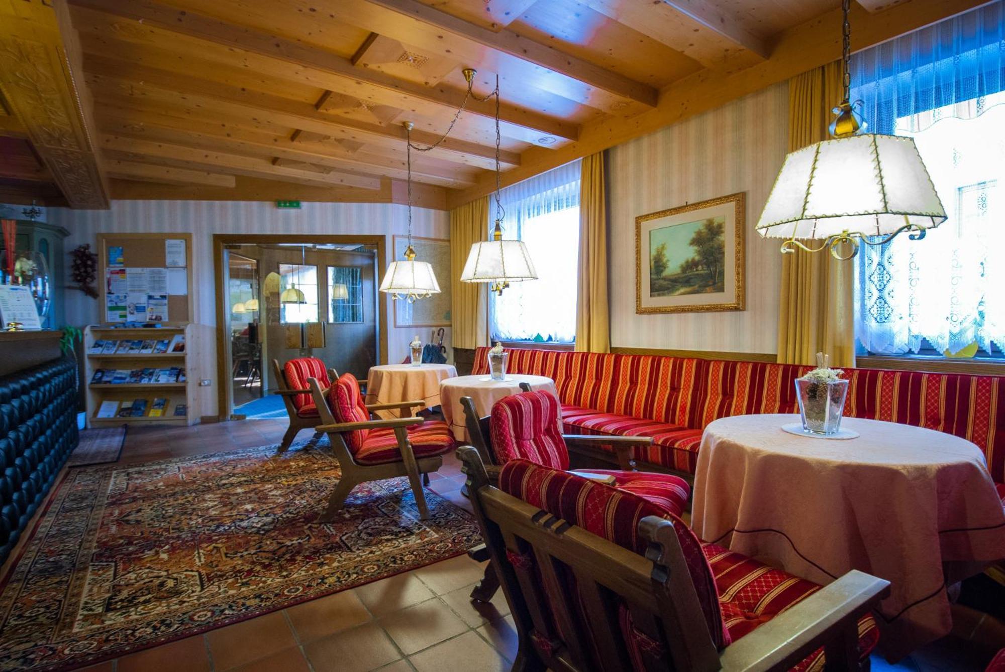 Hotel Urthaler Toblach Exteriér fotografie