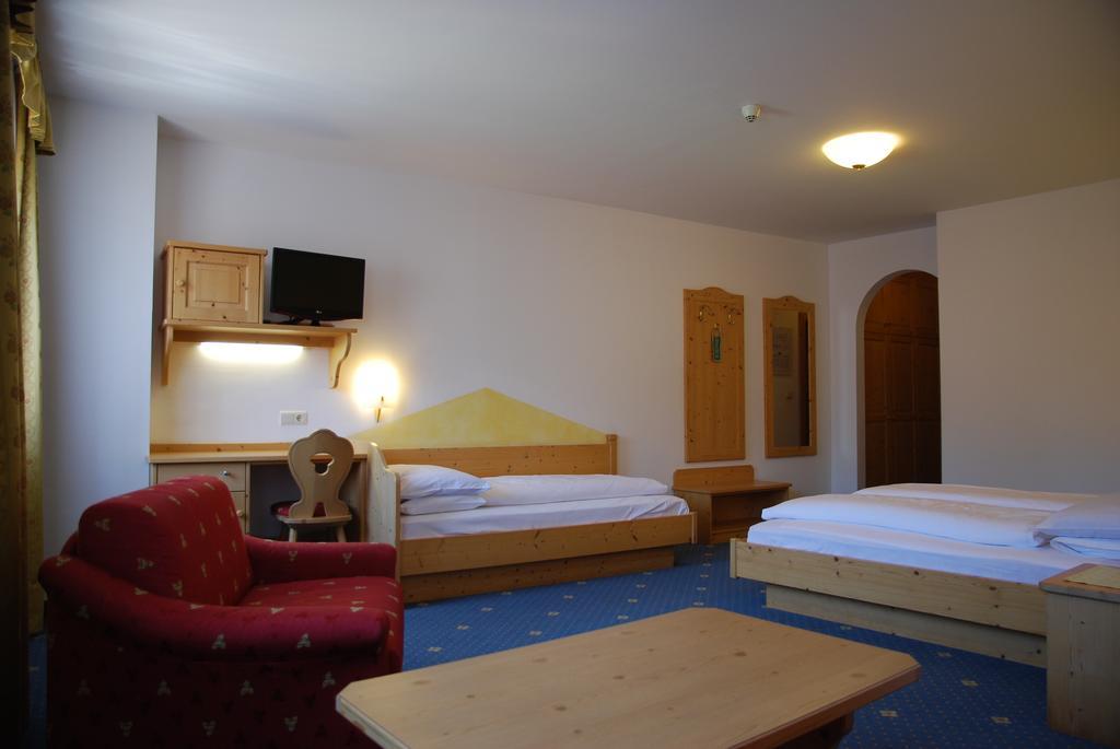 Hotel Urthaler Toblach Exteriér fotografie